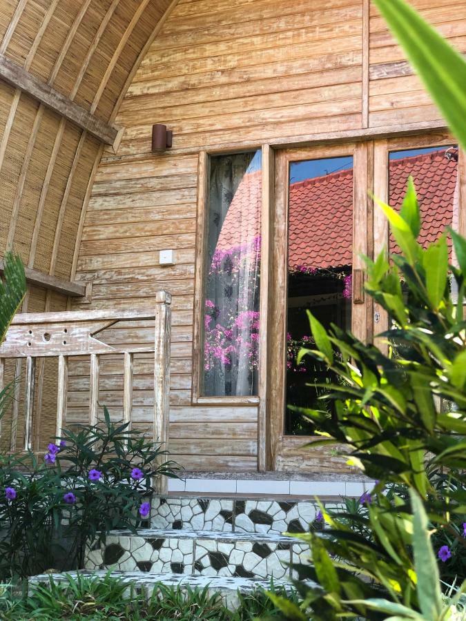 Lala Home Stay Nusa Dua  Eksteriør billede